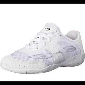 Nfinity vengeance cheer shoes